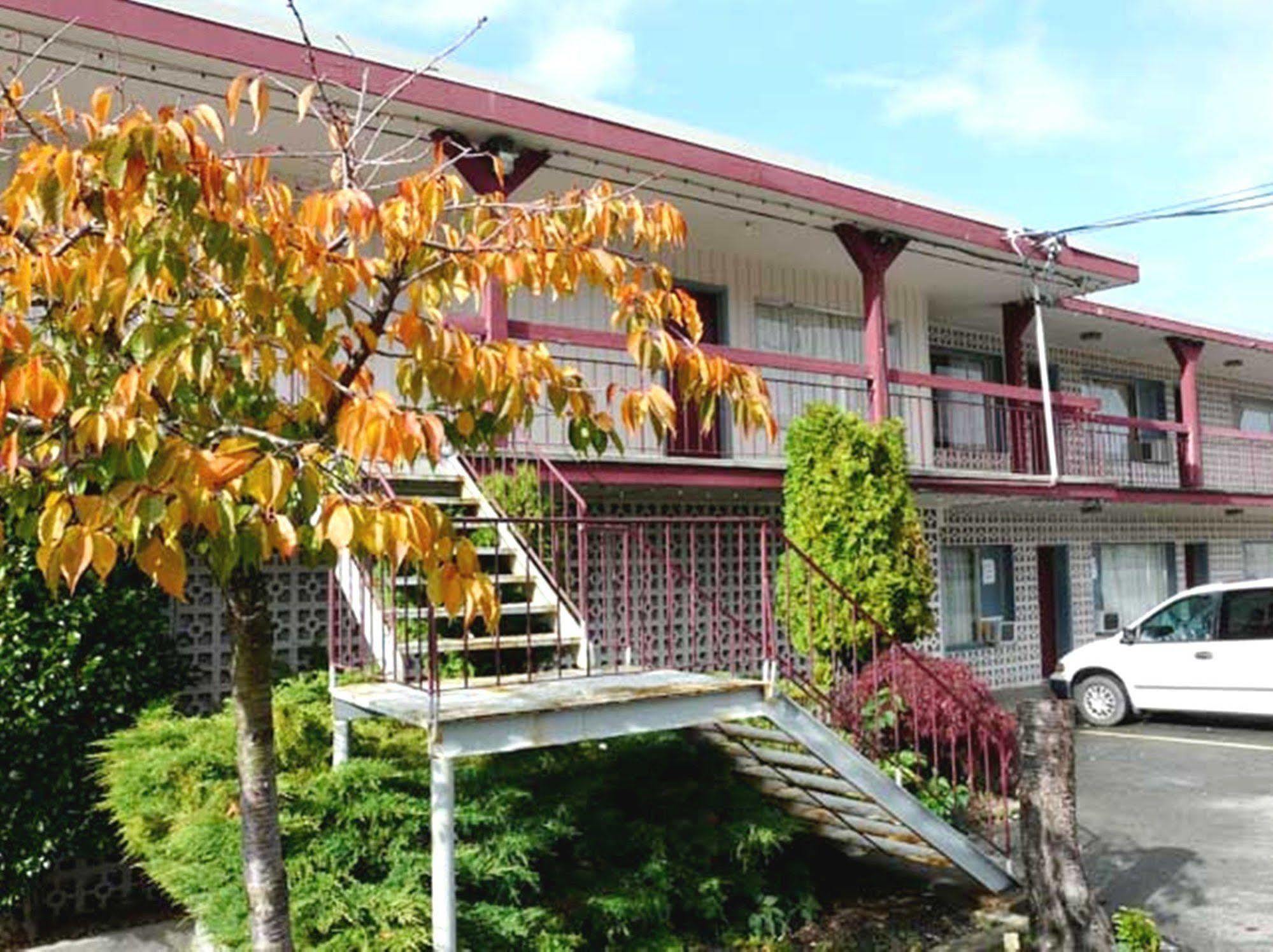 A-1 Alberni Inn Port Alberni Buitenkant foto