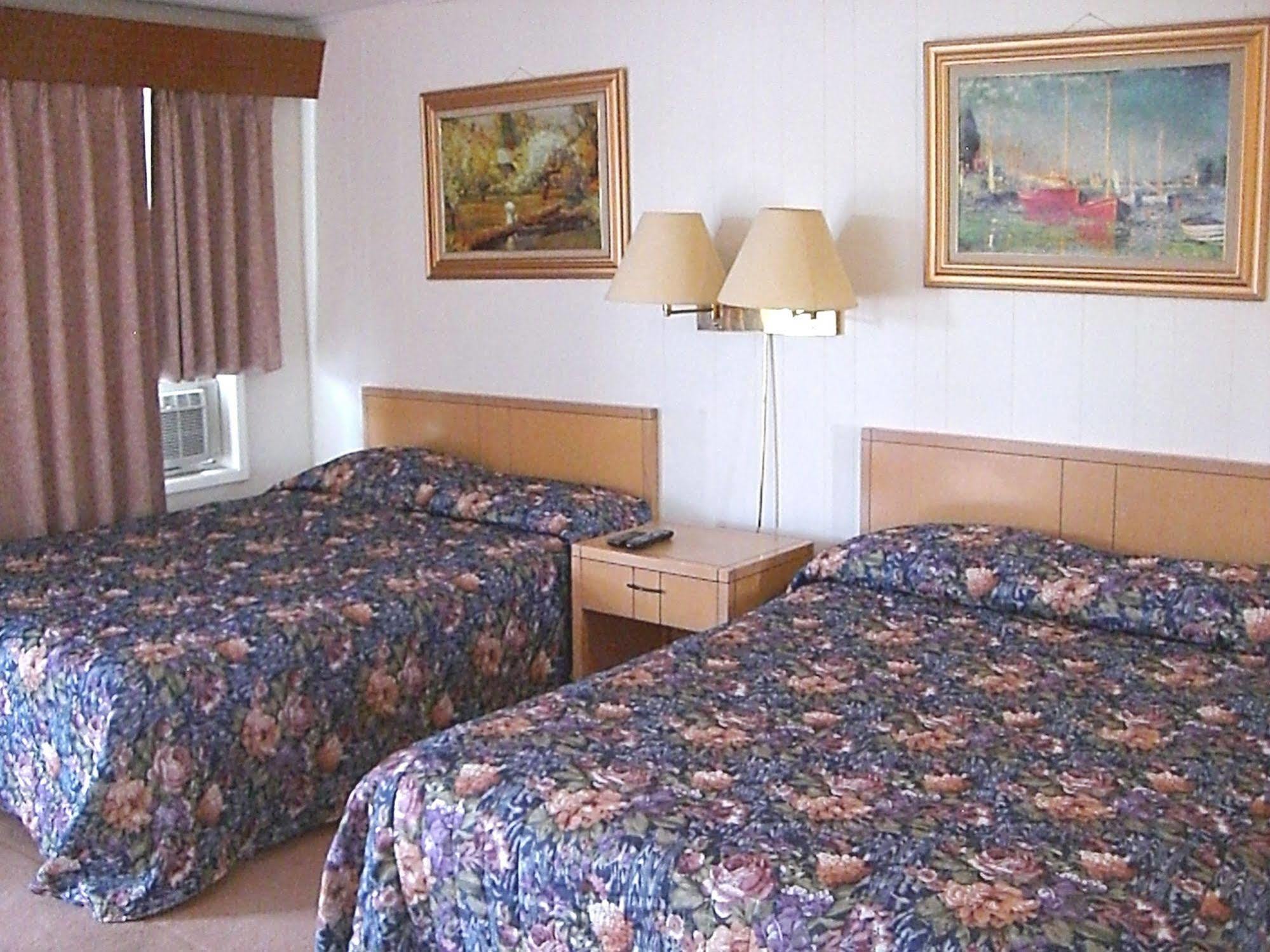 A-1 Alberni Inn Port Alberni Buitenkant foto