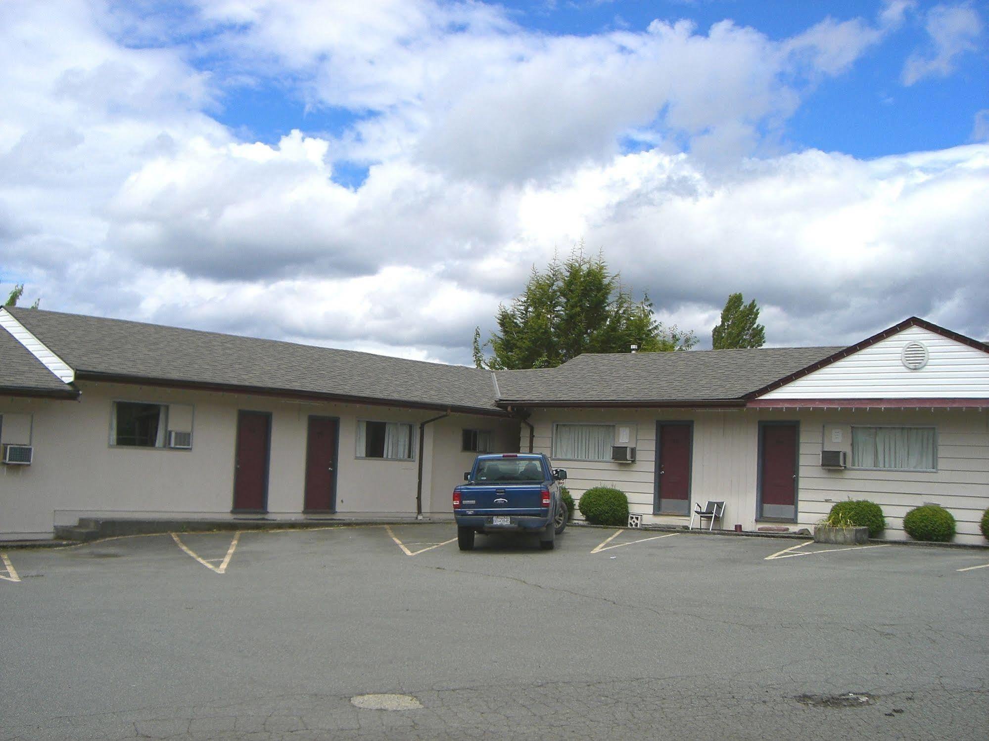 A-1 Alberni Inn Port Alberni Buitenkant foto