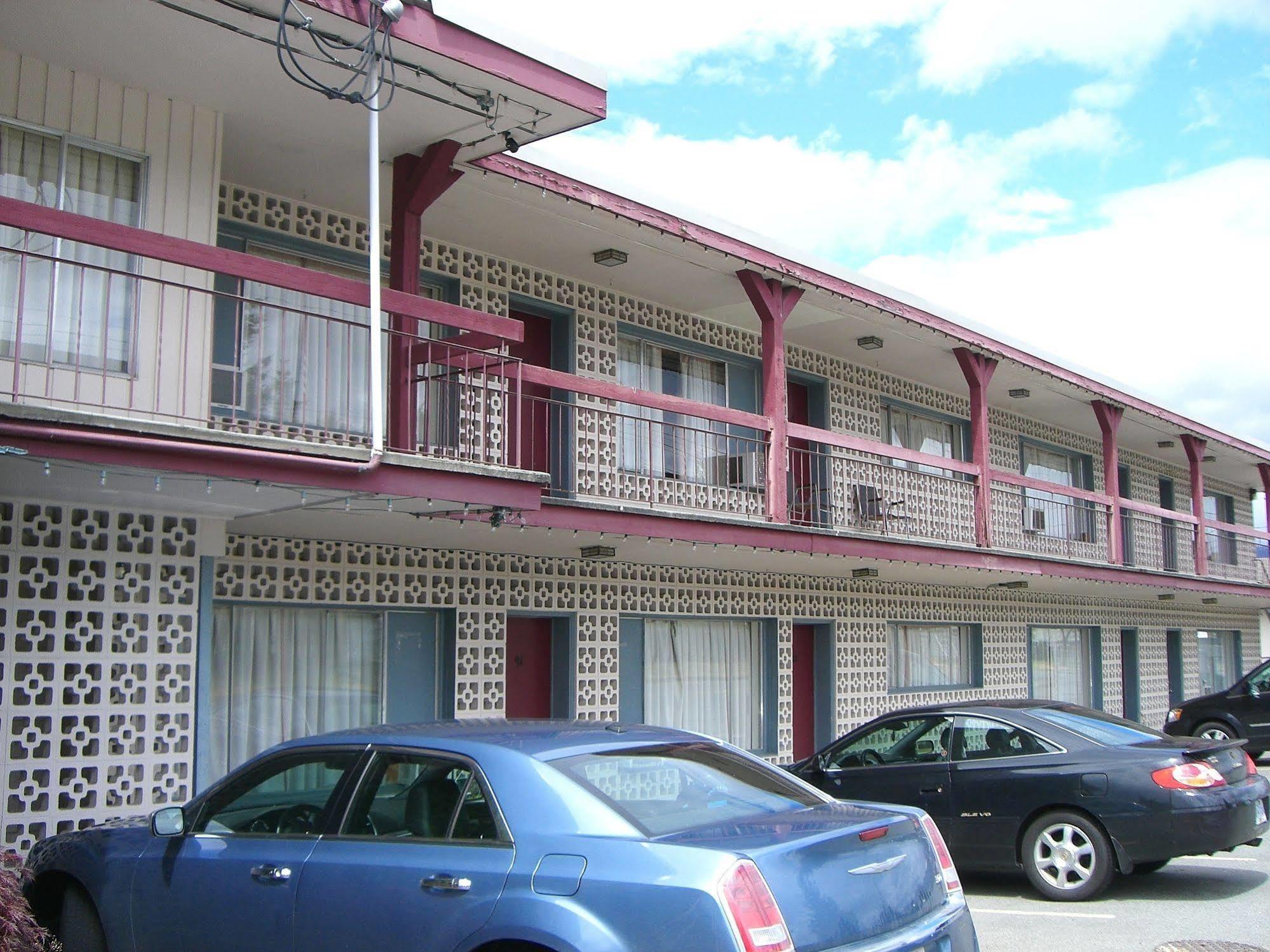 A-1 Alberni Inn Port Alberni Buitenkant foto