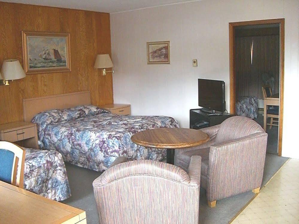 A-1 Alberni Inn Port Alberni Buitenkant foto
